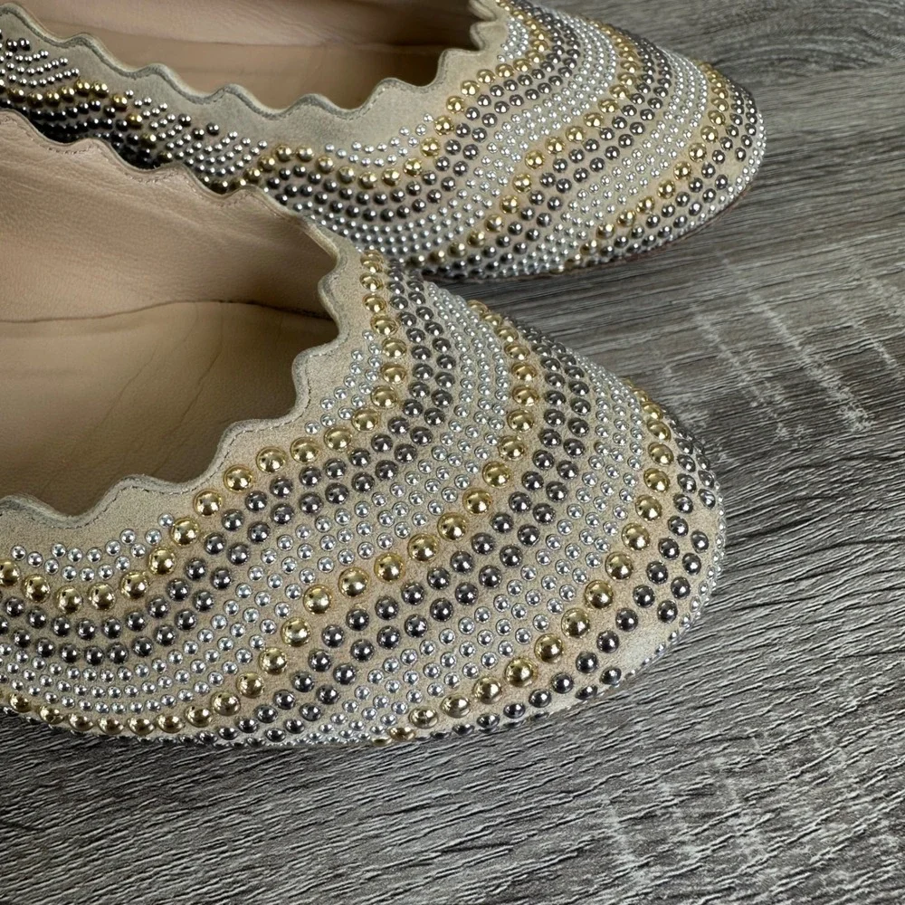 Chloe Lauren Ballet Flats 8.5 / 39 Scalloped Studded Tan Suede Gold Silver - Picture 6 of 12